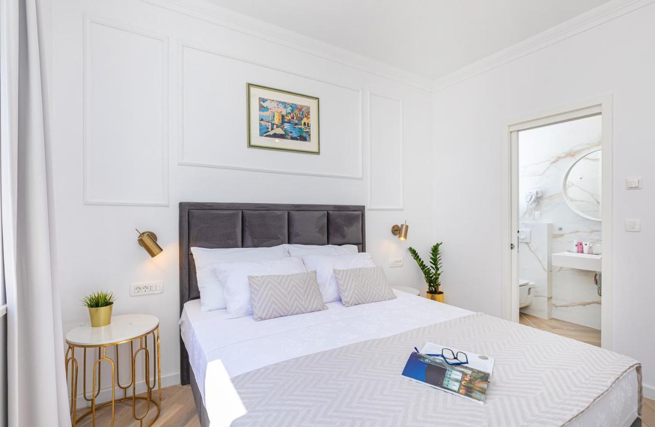 Rooms D&L, Free Parking On-Site ดูบรอฟนิก ภายนอก รูปภาพ